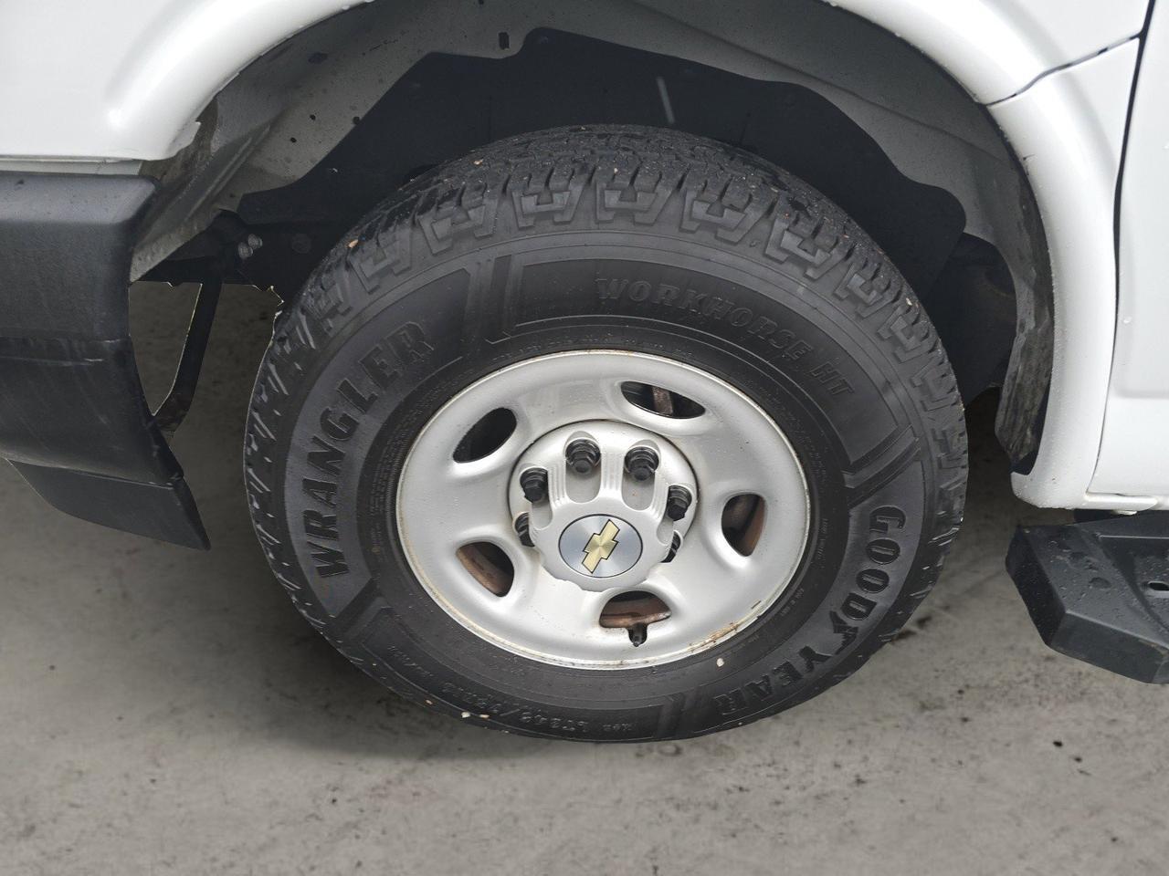 2022 Chevrolet Express Passenger LS Dalton GA