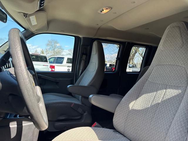 2022 Chevrolet Express Passenger LS North Dartmouth MA