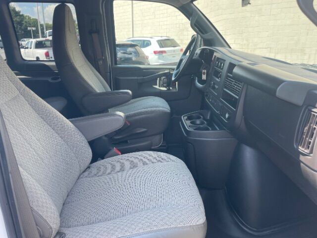 2022 Chevrolet Express Passenger RWD 3500 Extended Wheelbase LS Charlotte NC