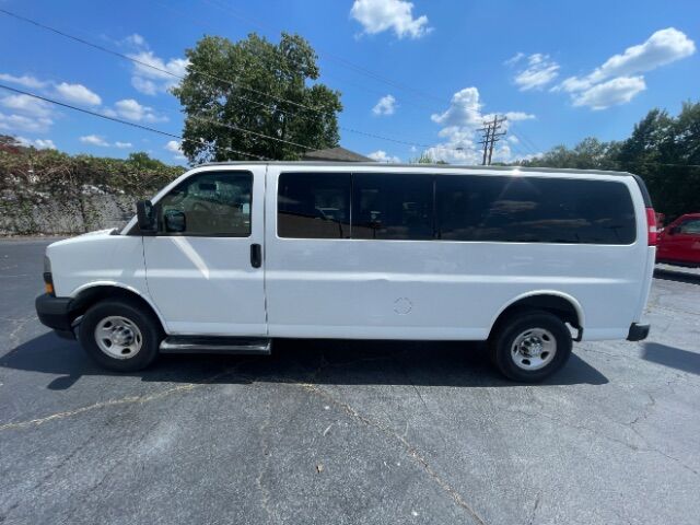 2022 Chevrolet Express Passenger RWD 3500 Extended Wheelbase LS Charlotte NC