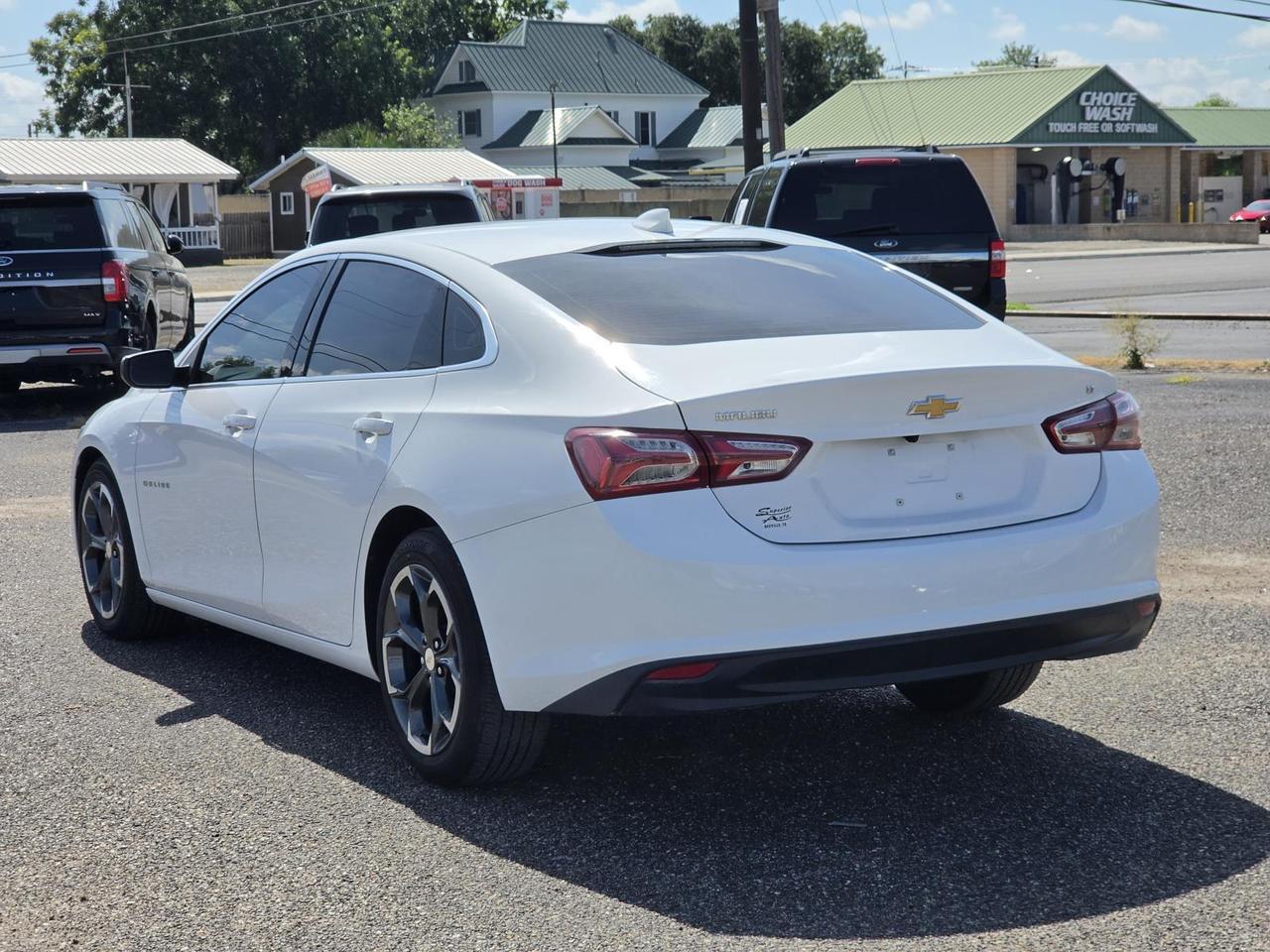 2022 Chevrolet Malibu 4dr Sdn LT Beeville TX