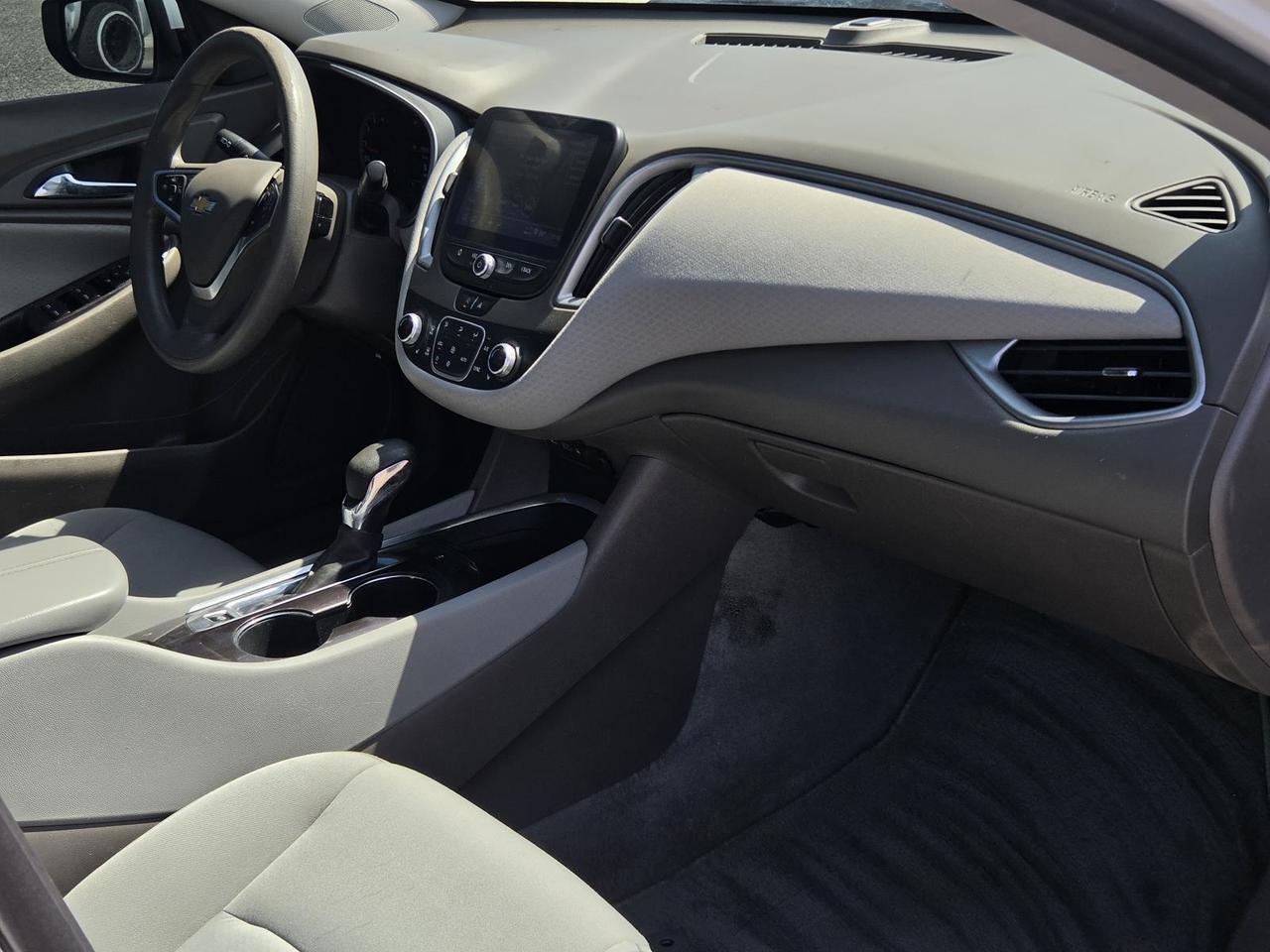 2022 Chevrolet Malibu 4dr Sdn LT Beeville TX