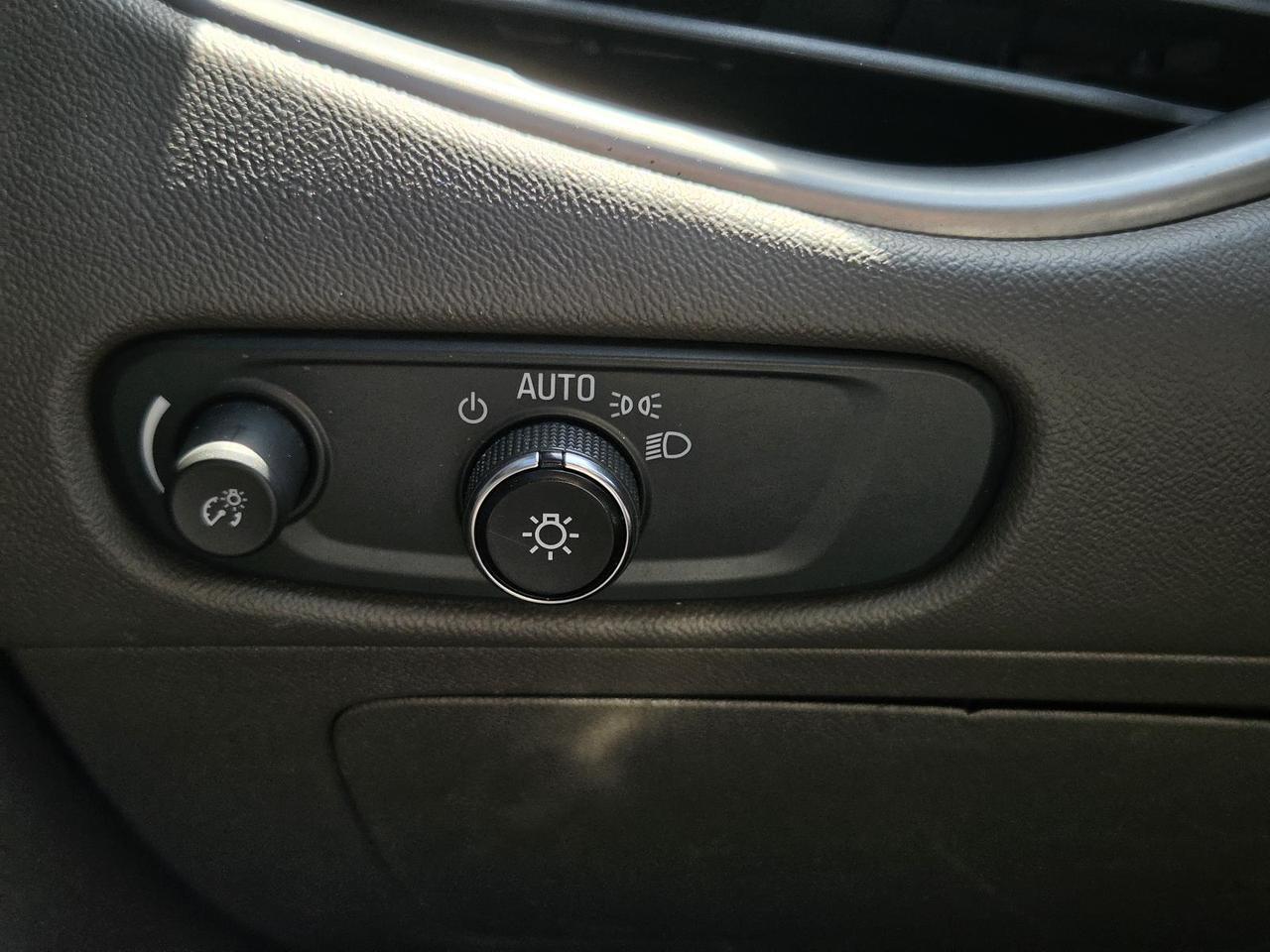 2022 Chevrolet Malibu 4dr Sdn LT Beeville TX