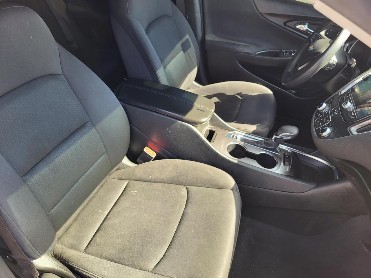 2022 Chevrolet Malibu 4dr Sdn LT Beeville TX