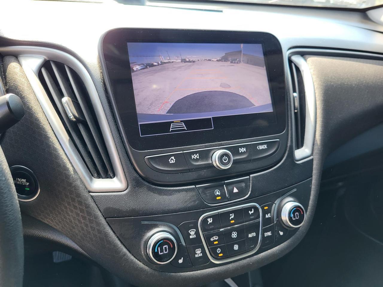 2022 Chevrolet Malibu 4dr Sdn LT Beeville TX
