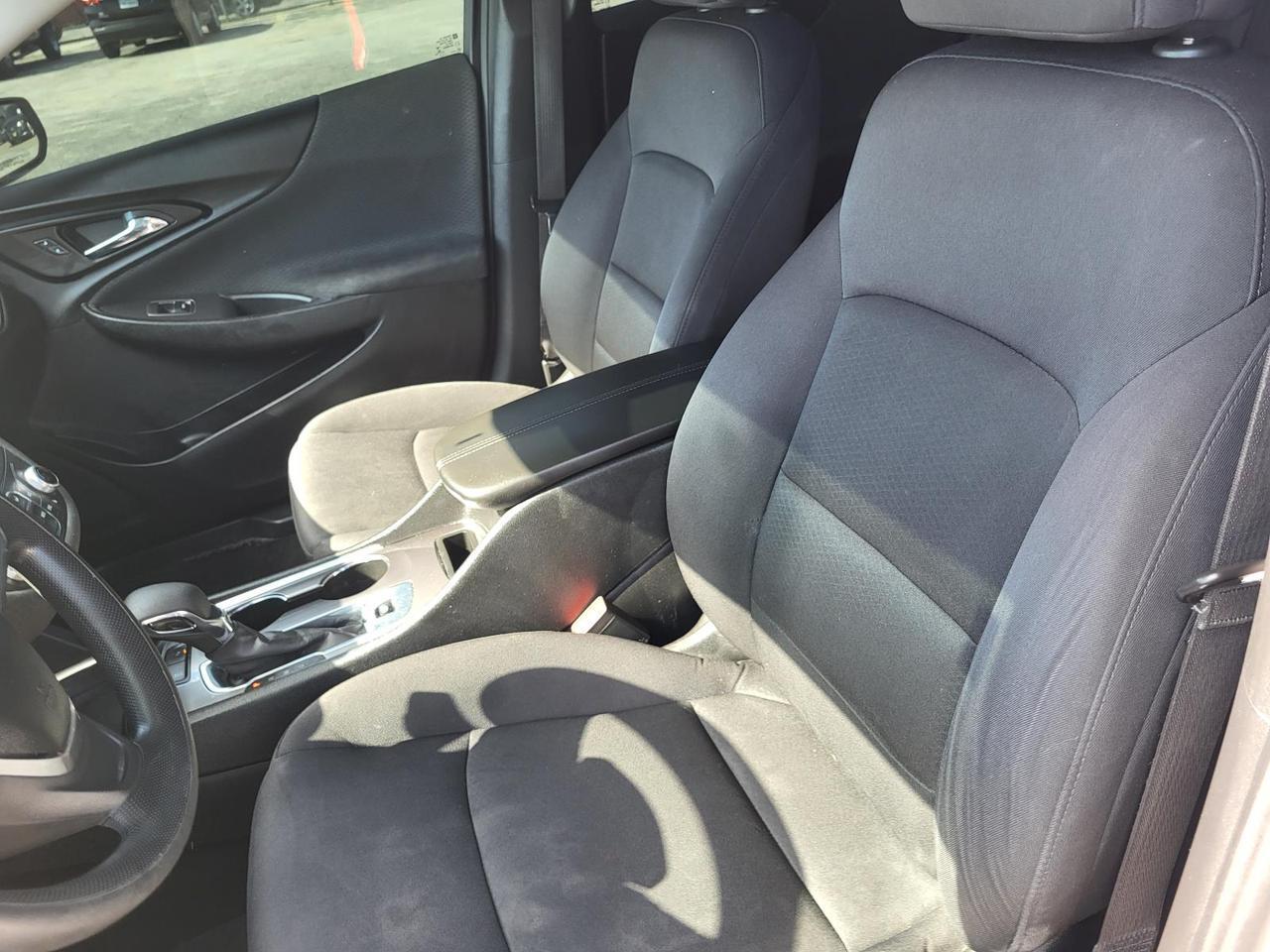 2022 Chevrolet Malibu 4dr Sdn LT Beeville TX