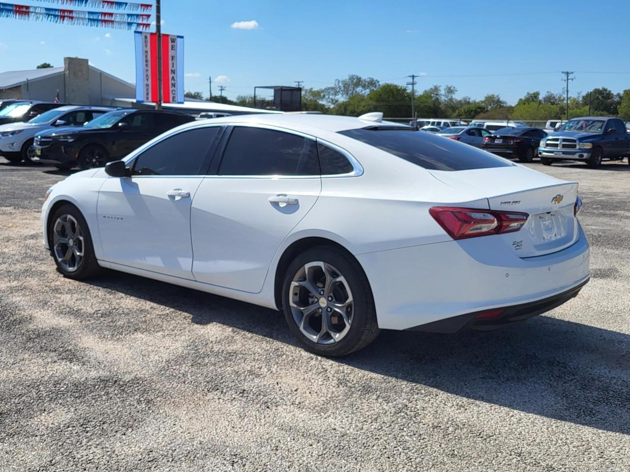 2022 Chevrolet Malibu 4dr Sdn LT Beeville TX