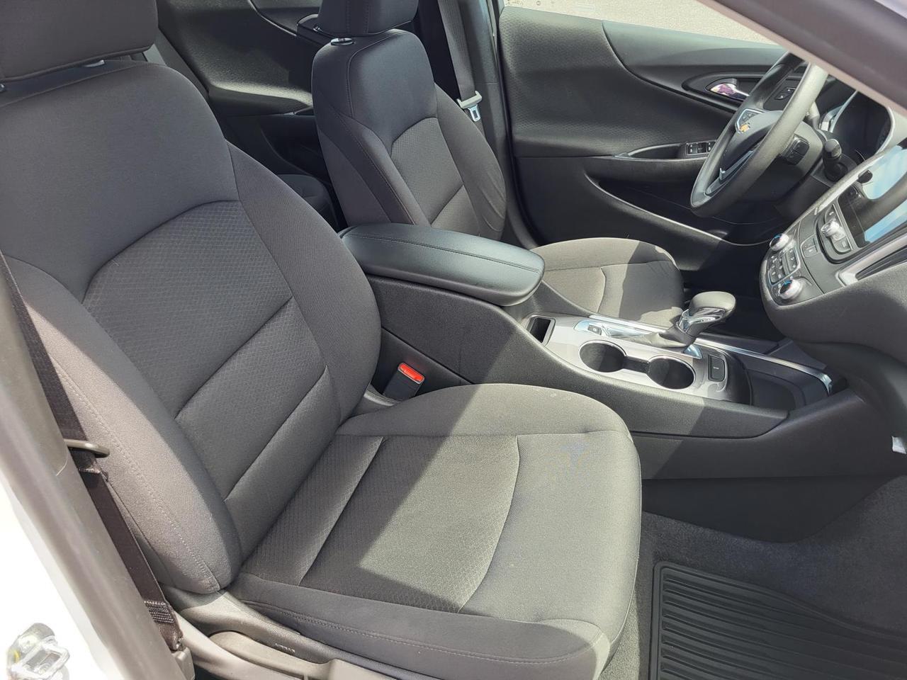 2022 Chevrolet Malibu 4dr Sdn LT Beeville TX
