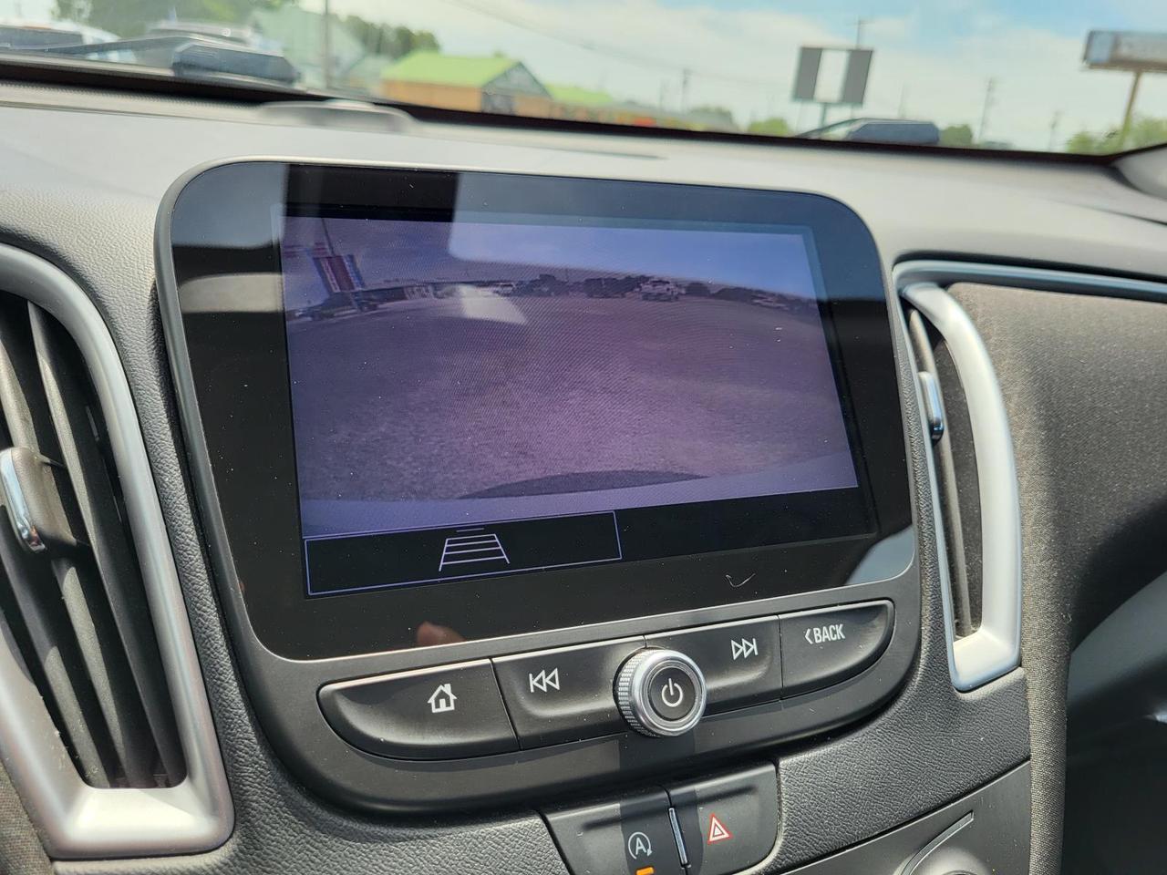 2022 Chevrolet Malibu 4dr Sdn LT Beeville TX