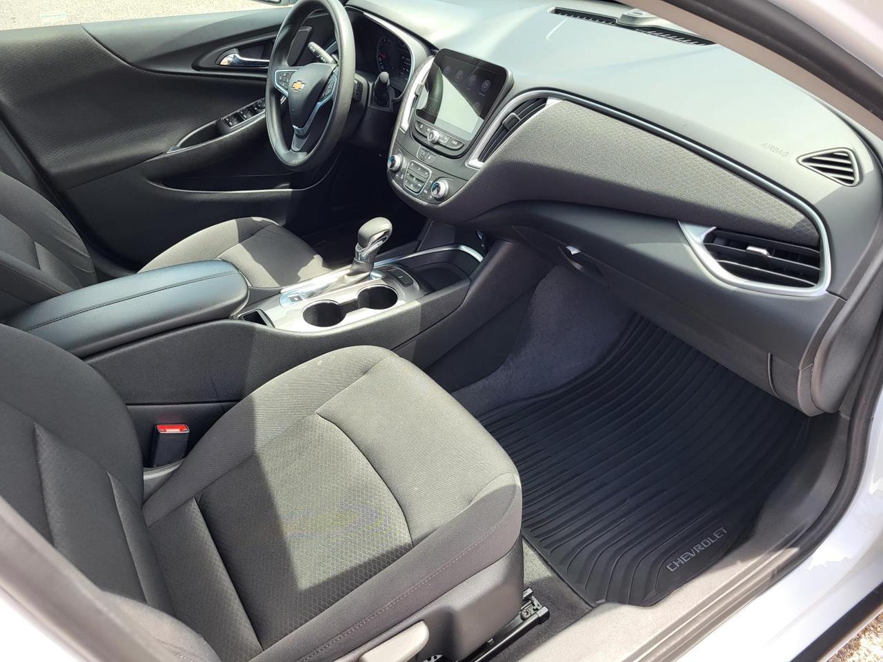 2022 Chevrolet Malibu 4dr Sdn LT Beeville TX