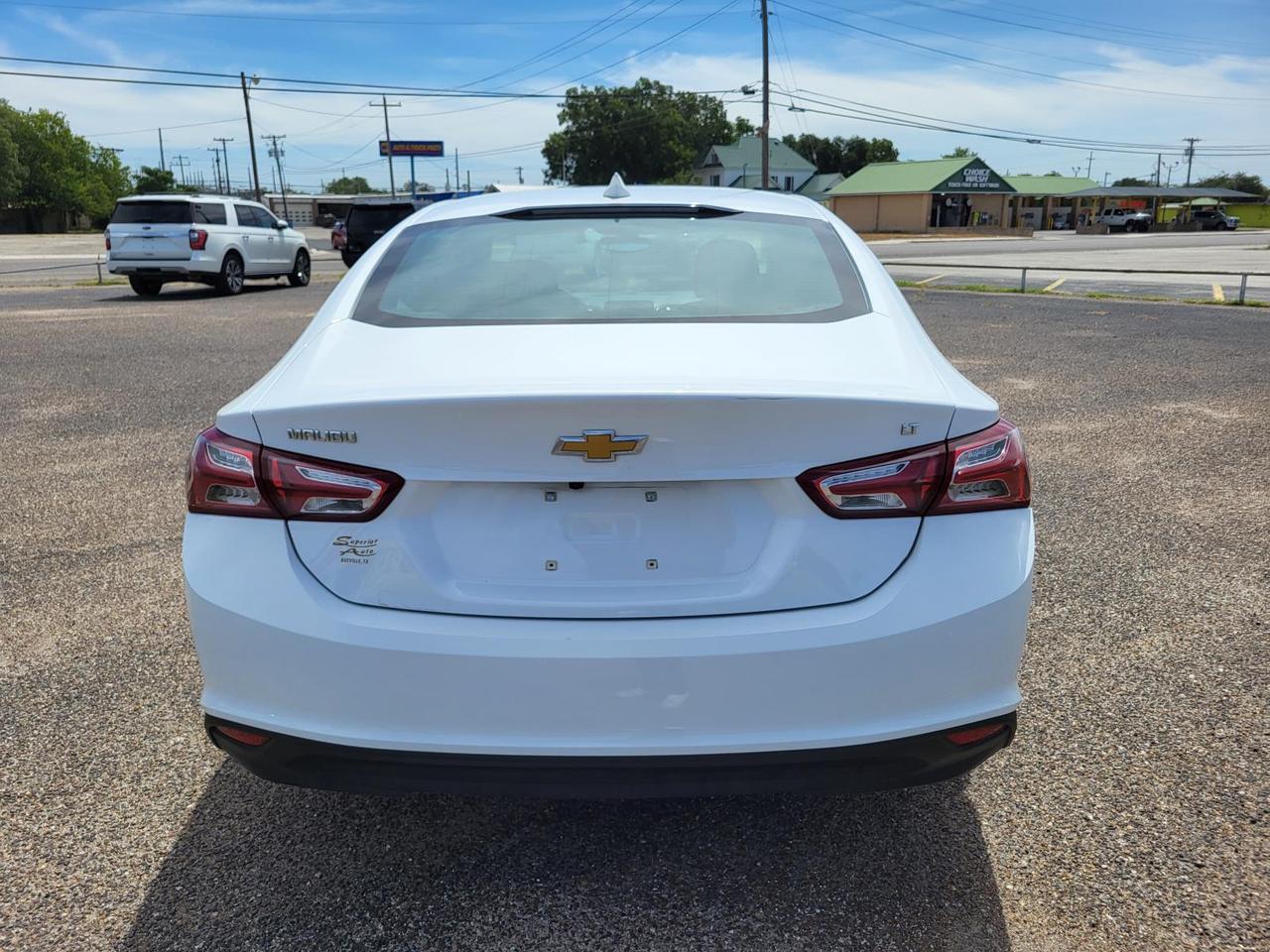2022 Chevrolet Malibu 4dr Sdn LT Beeville TX