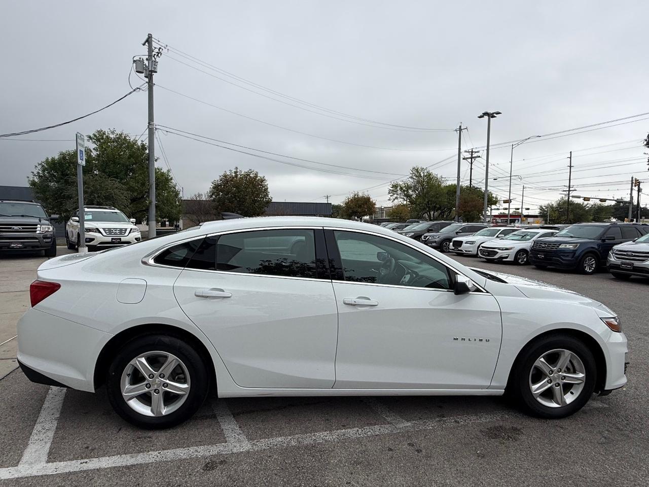 2022 Chevrolet Malibu FWD 1FL Austin TX