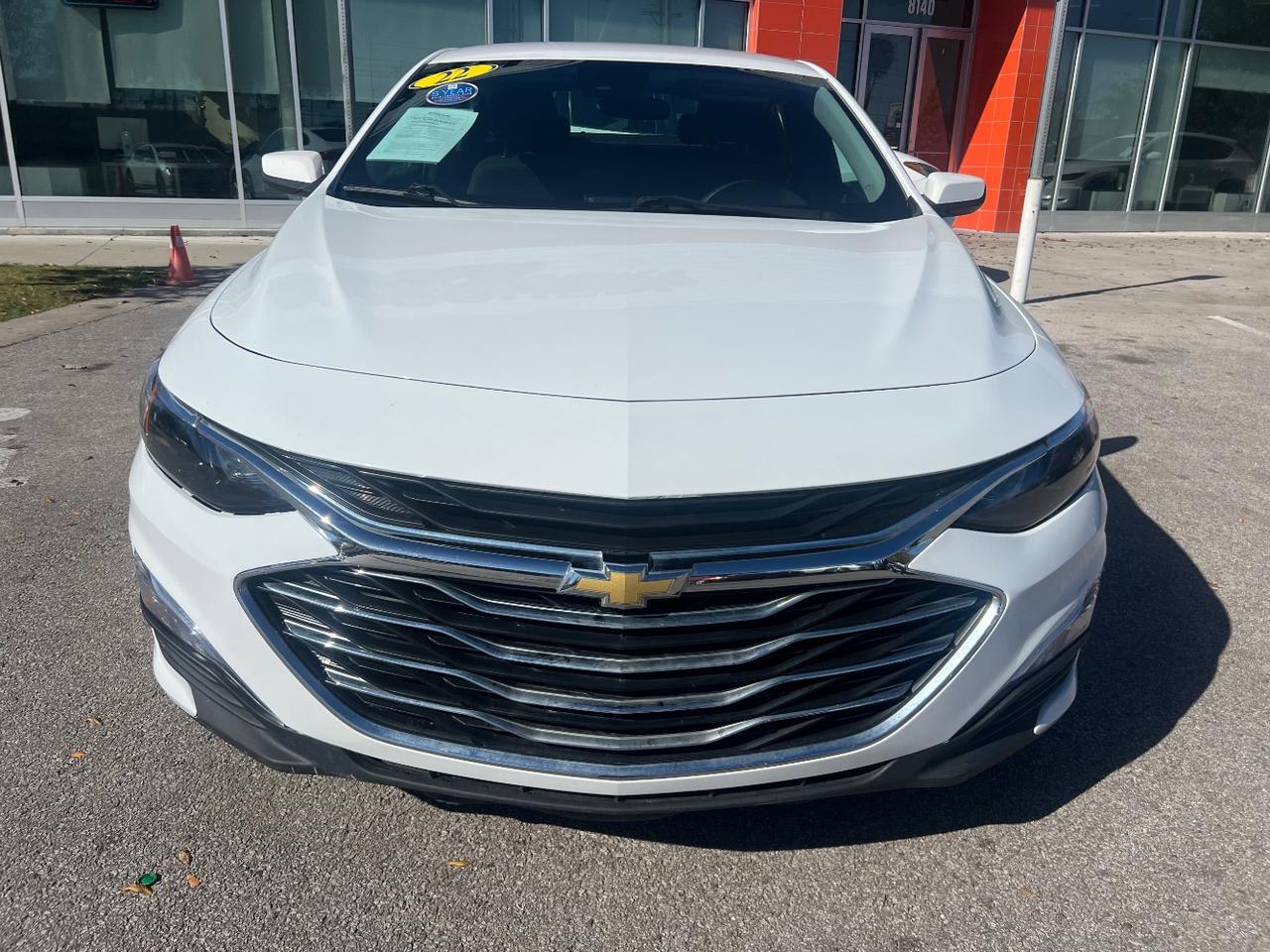 2022 Chevrolet Malibu FWD 1FL