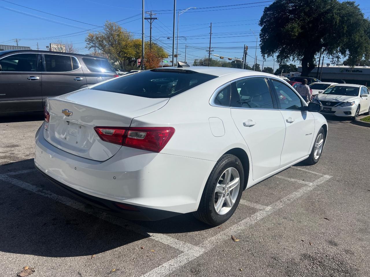 2022 Chevrolet Malibu FWD 1FL Austin TX