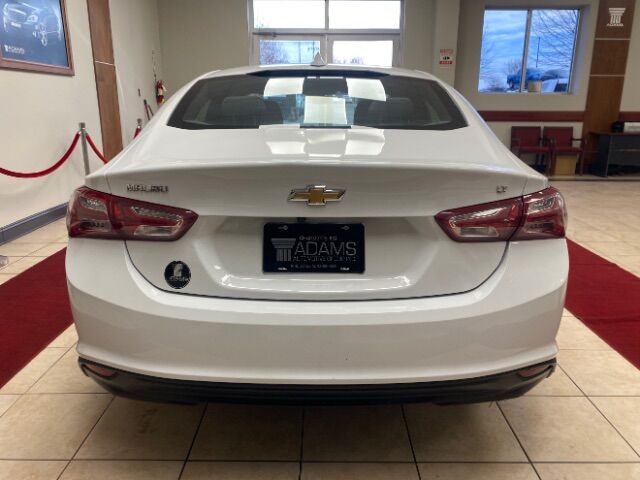 2022 Chevrolet Malibu FWD LT