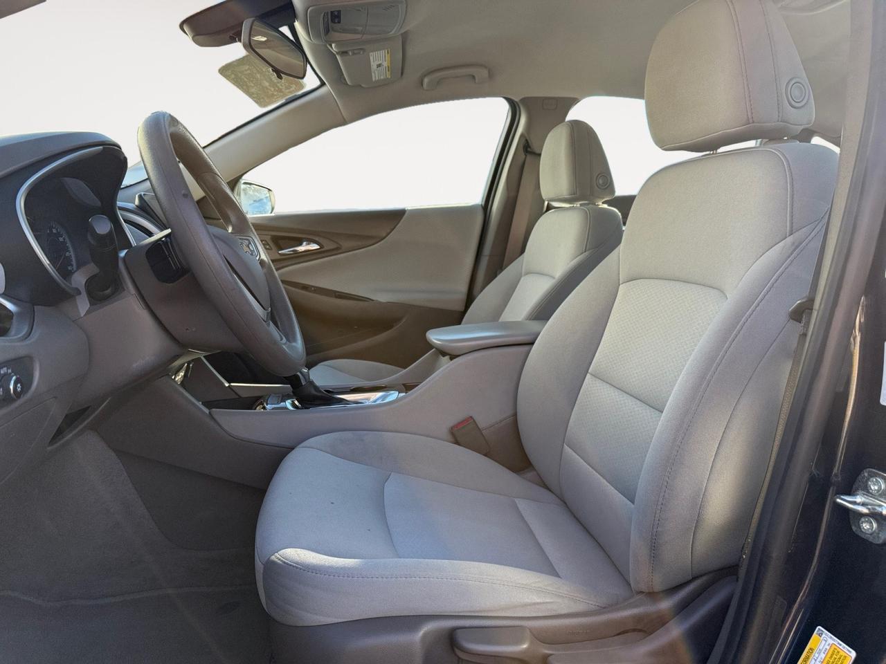 2022 Chevrolet Malibu LS, APPLE CARPLAY/ANDROID AUTO, WIFI, KEYLESS START, POWER MIRRORS, BACKUP CAMERA, ONLY 1 OWNER, GREAT CAR FOR A GREAT PRICE! Norfolk VA