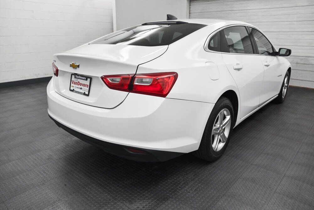 2022 Chevrolet Malibu LS Akron OH