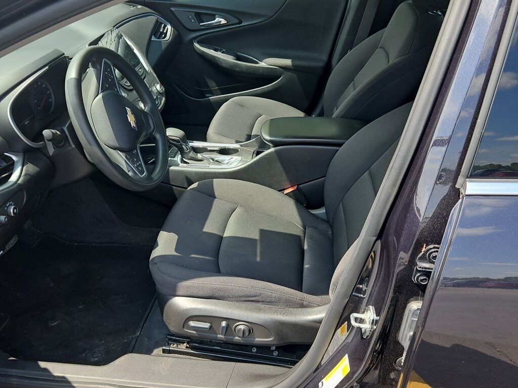 2022 Chevrolet Malibu LS Akron OH