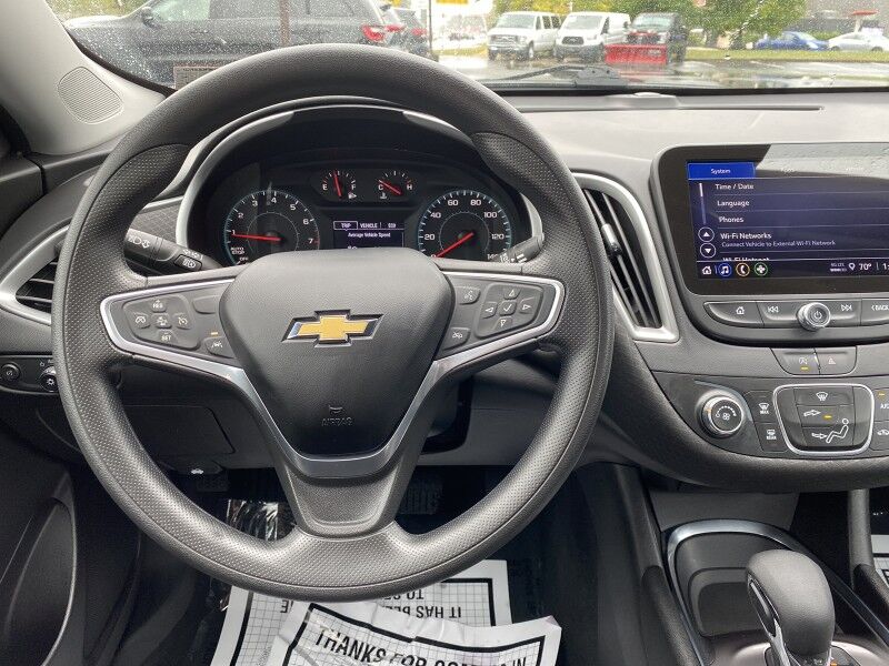 2022 Chevrolet Malibu LS