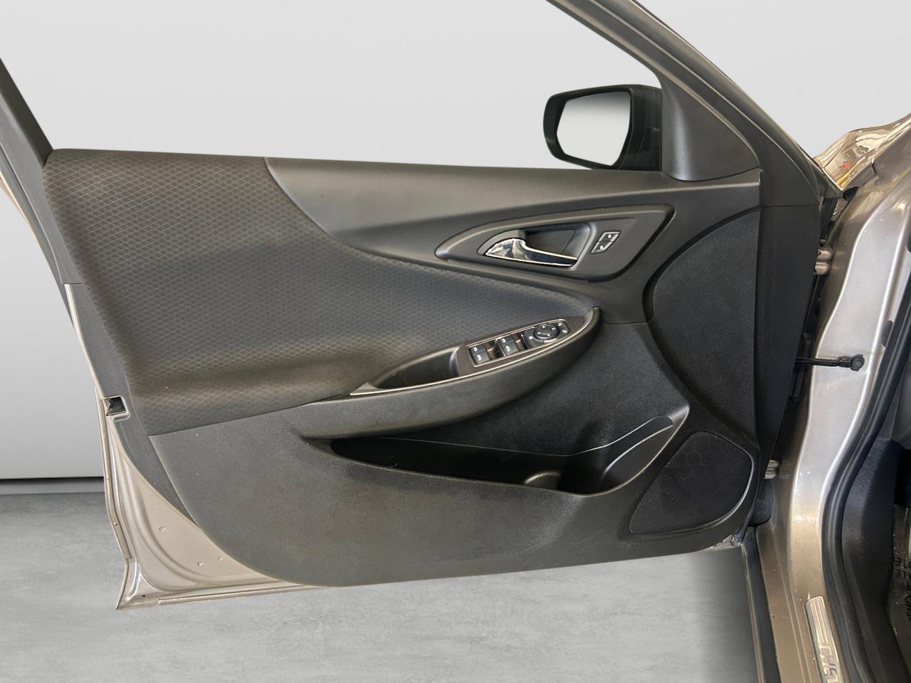 2022 Chevrolet Malibu LS