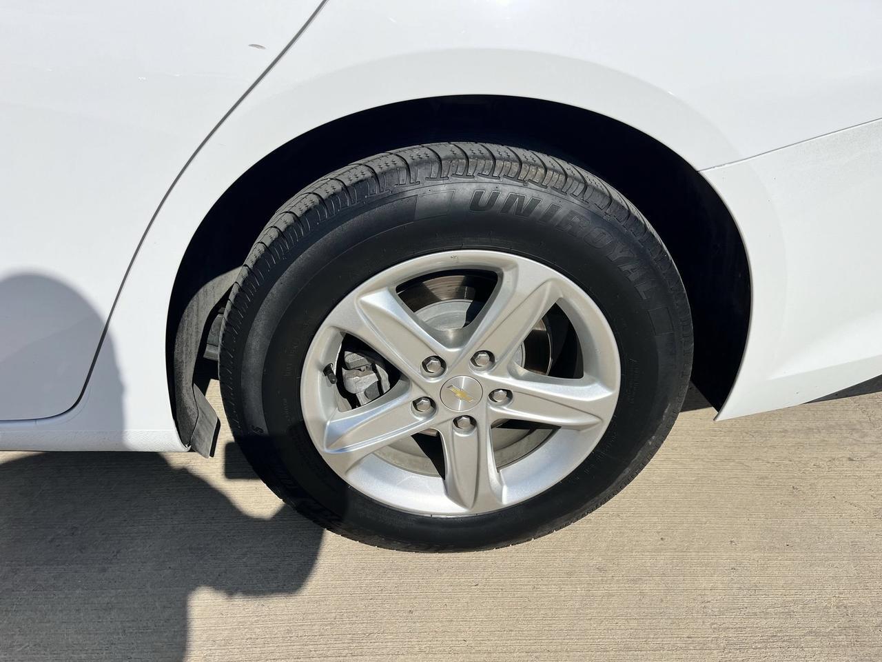 2022 Chevrolet Malibu LS Castroville TX