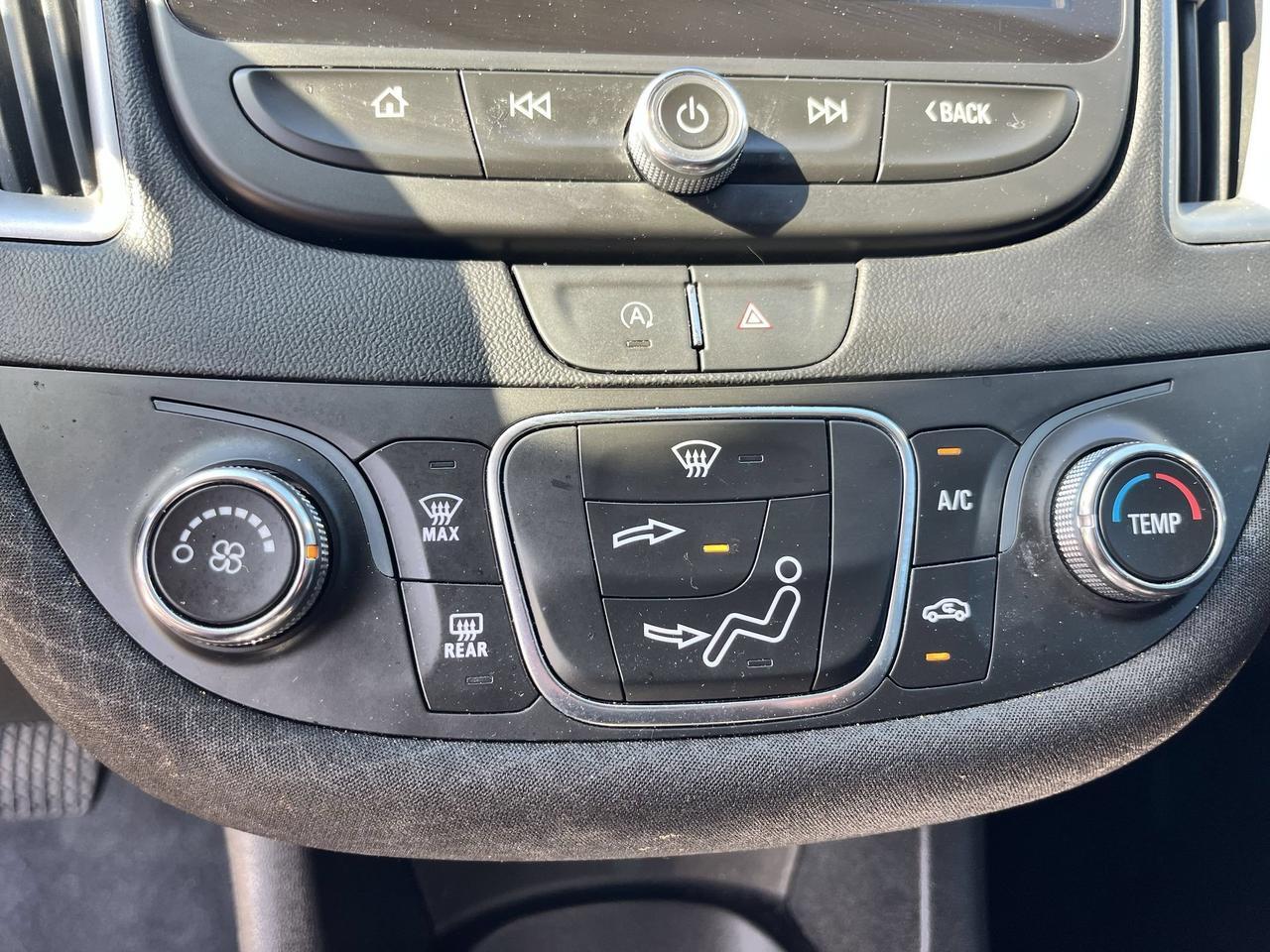 2022 Chevrolet Malibu LS Castroville TX