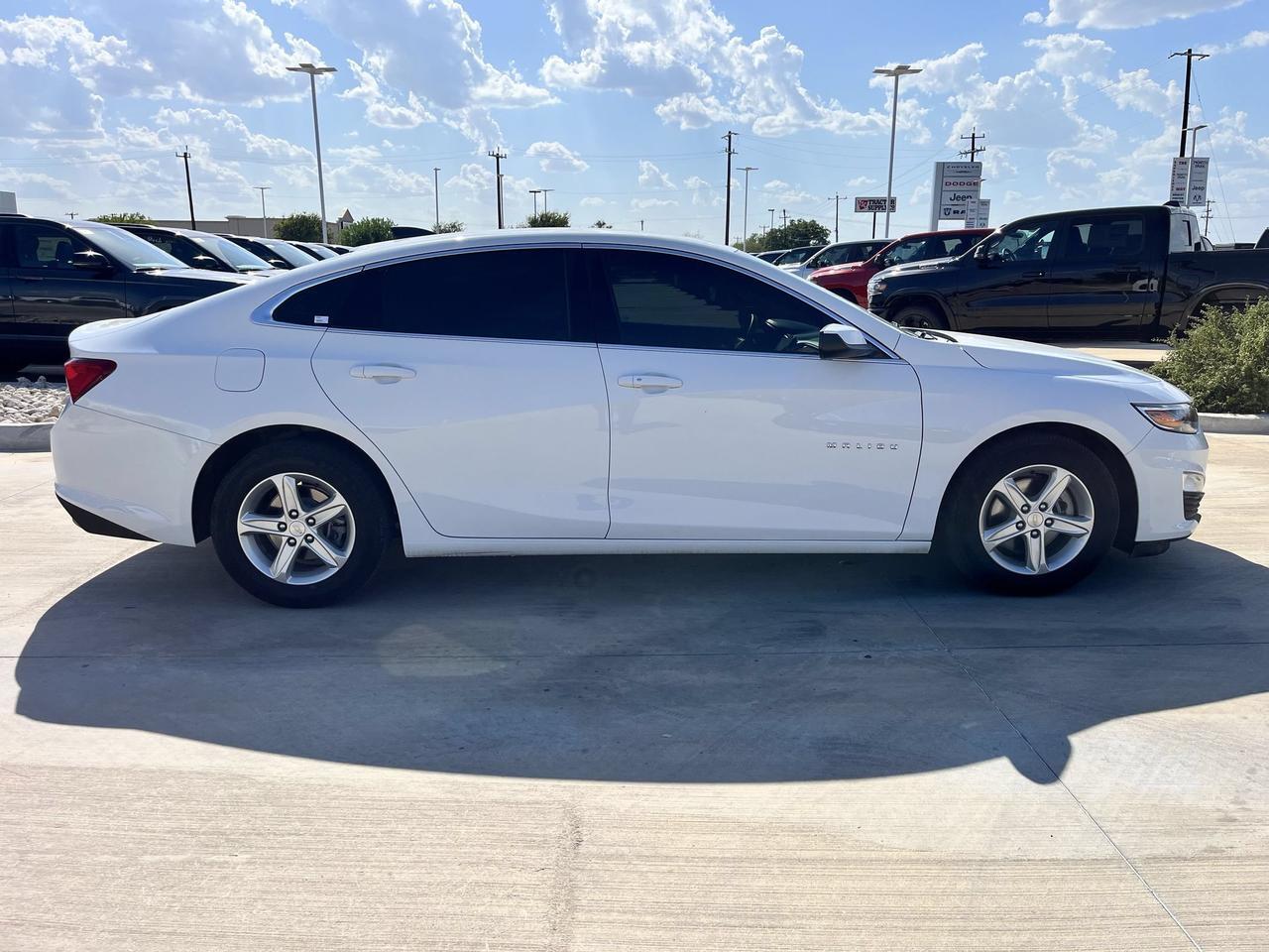 2022 Chevrolet Malibu LS