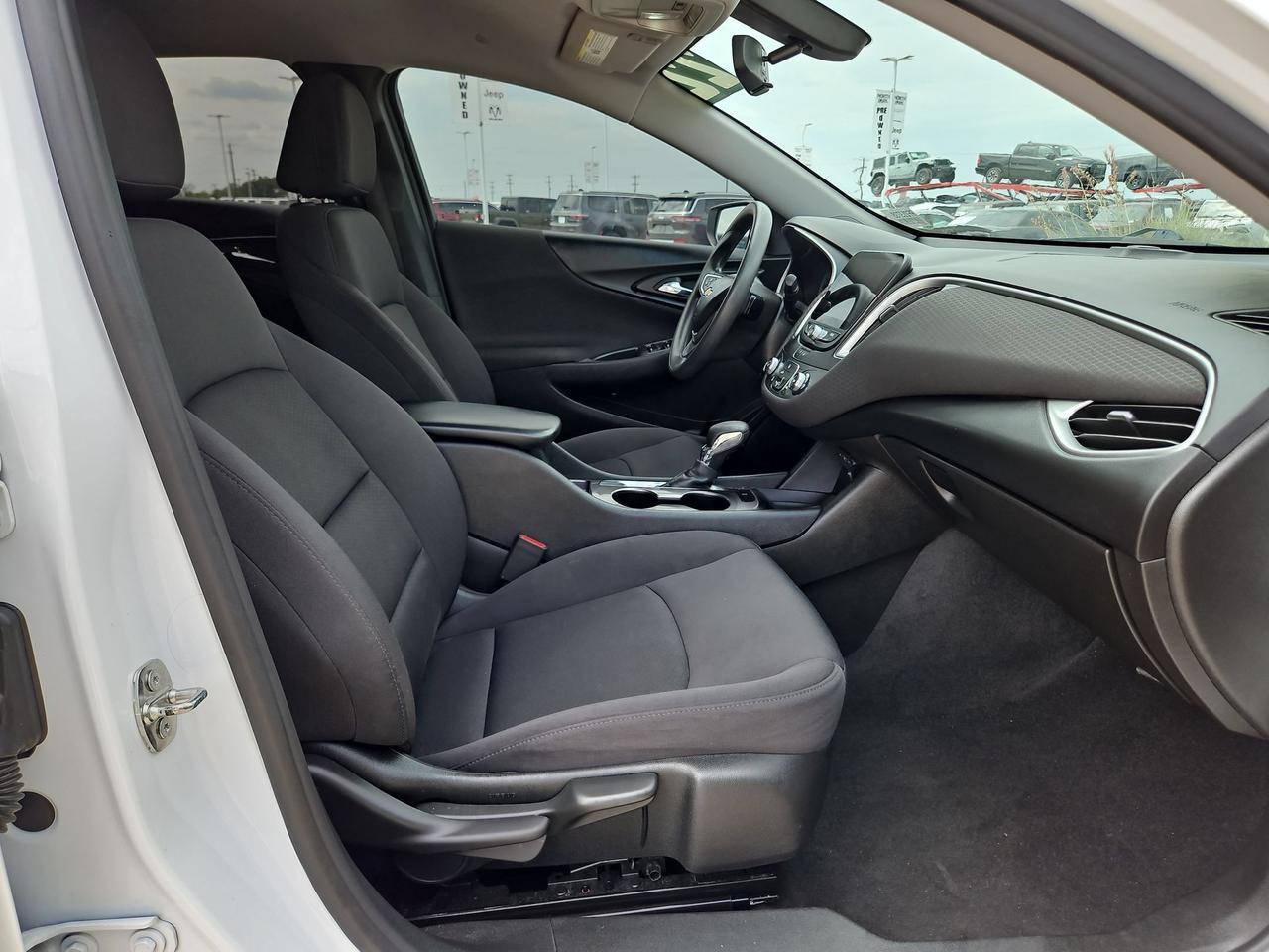 2022 Chevrolet Malibu LS Castroville TX