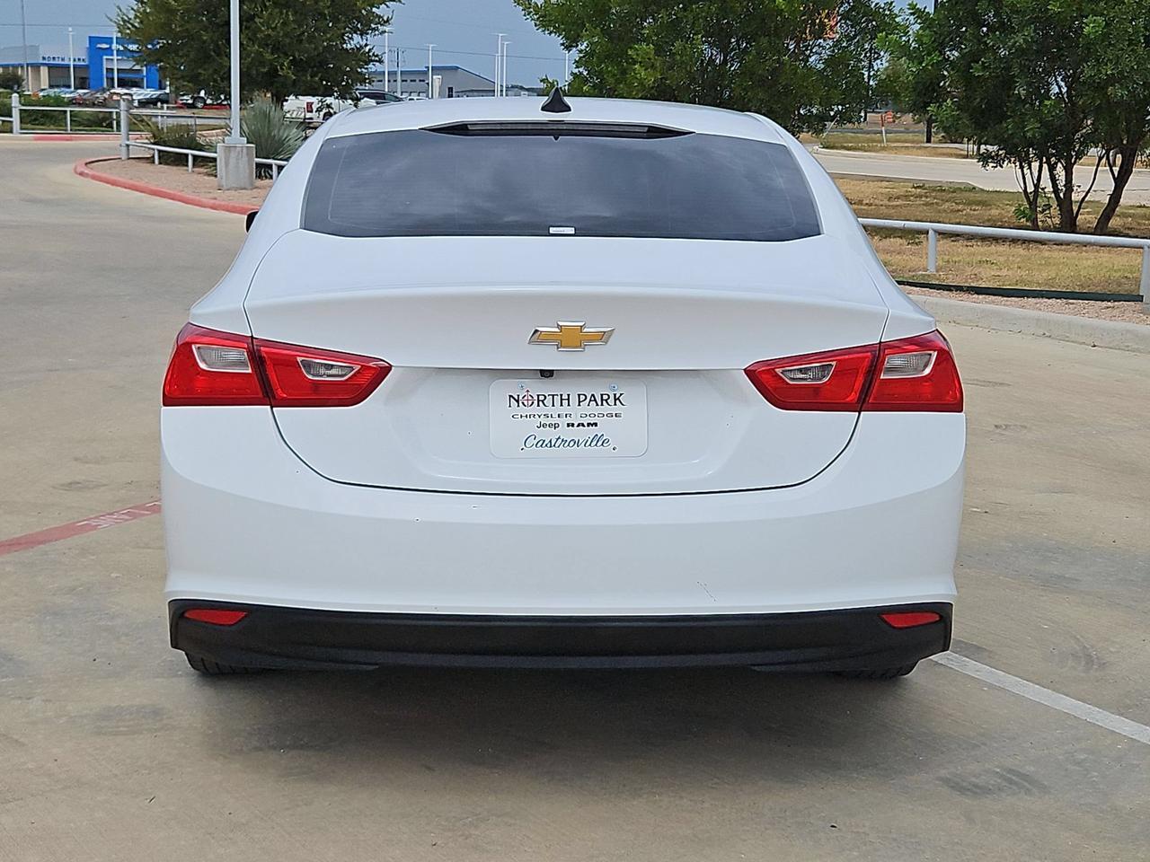 2022 Chevrolet Malibu LS Castroville TX