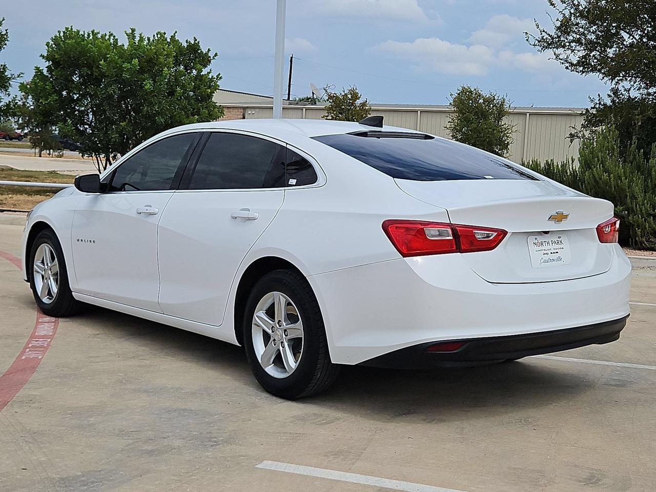 2022 Chevrolet Malibu LS Castroville TX