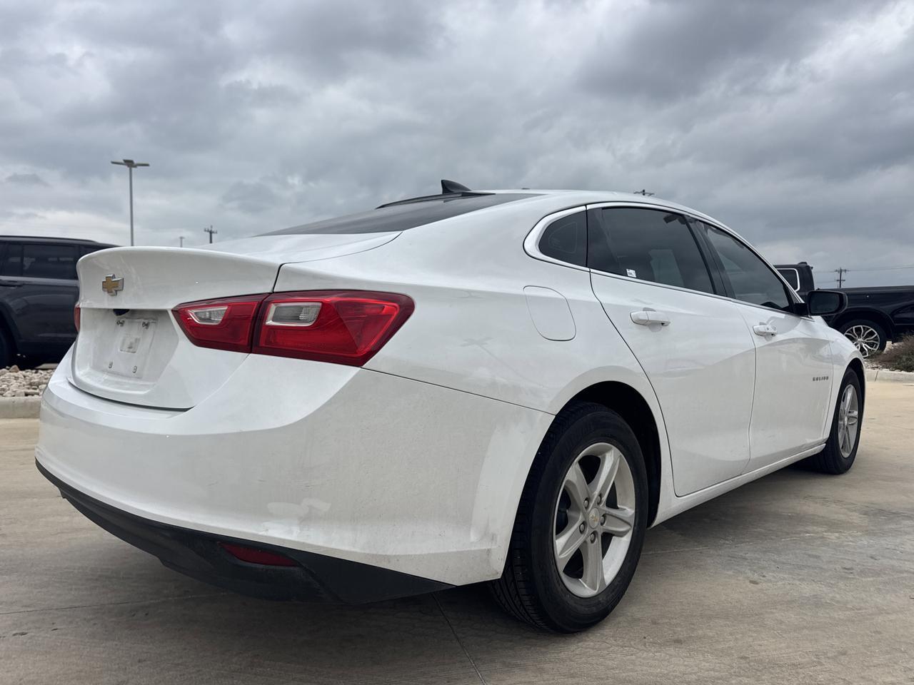 2022 Chevrolet Malibu LS