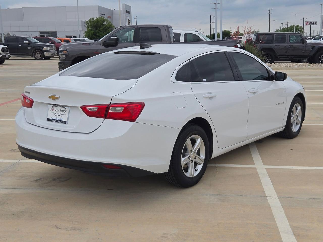 2022 Chevrolet Malibu LS