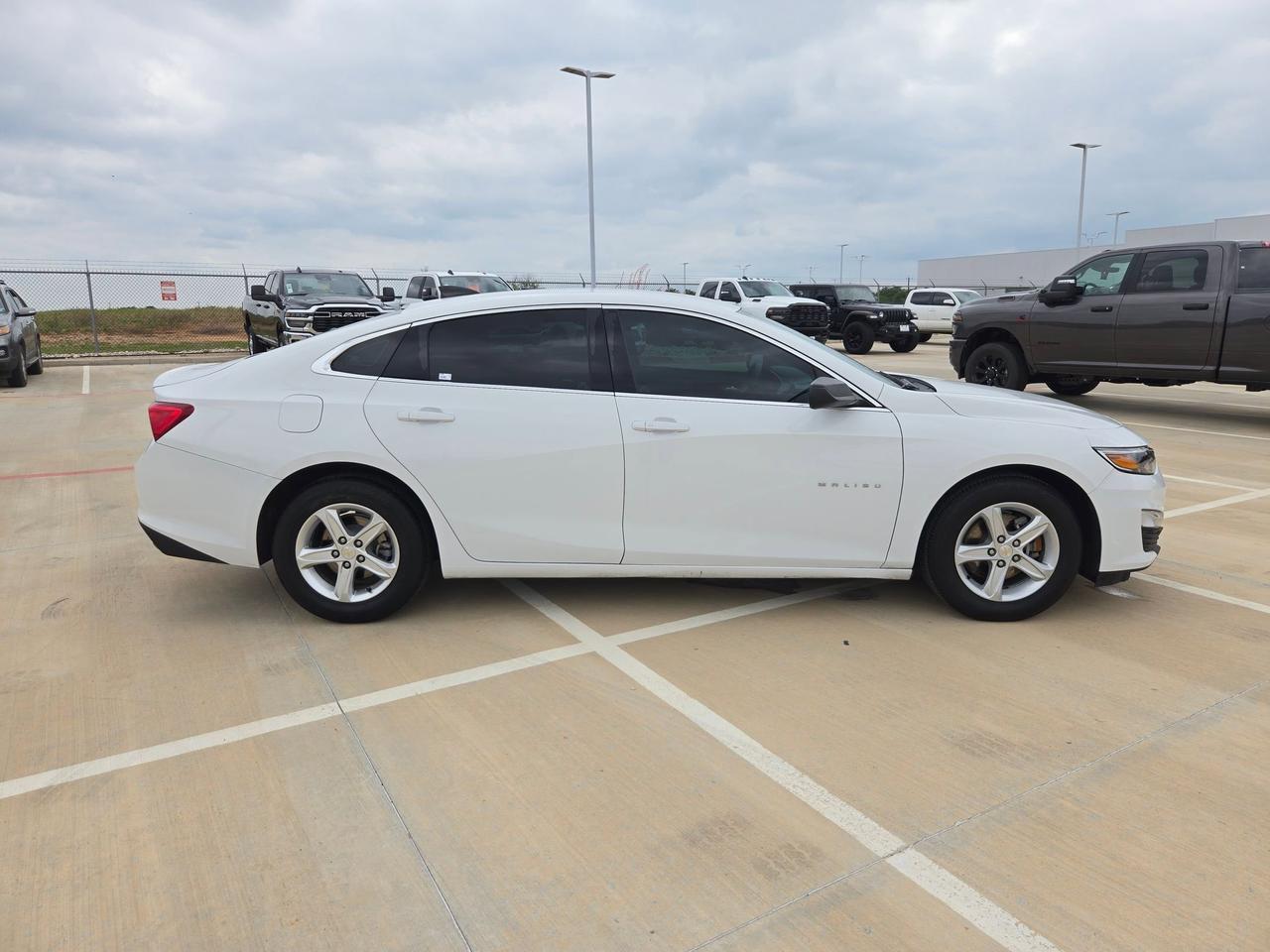 2022 Chevrolet Malibu LS