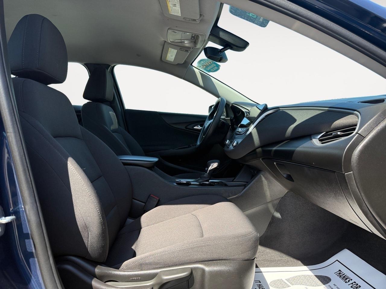 2022 Chevrolet Malibu LT, APPLE CARPLAY/ANDROID AUTO, HEATED SEATS, BLUETOOTH, BACKUP CAMERA, POWER MIRRORS, REMOTE START, COME AND TEST DRIVE THIS CHEVROLET MALIBU TODAY! Norfolk VA