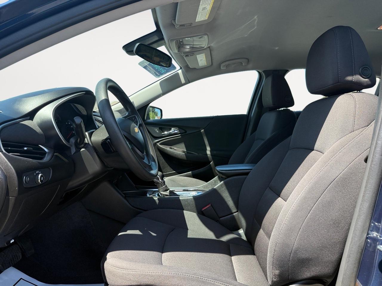 2022 Chevrolet Malibu LT, APPLE CARPLAY/ANDROID AUTO, HEATED SEATS, BLUETOOTH, BACKUP CAMERA, POWER MIRRORS, REMOTE START, COME AND TEST DRIVE THIS CHEVROLET MALIBU TODAY!