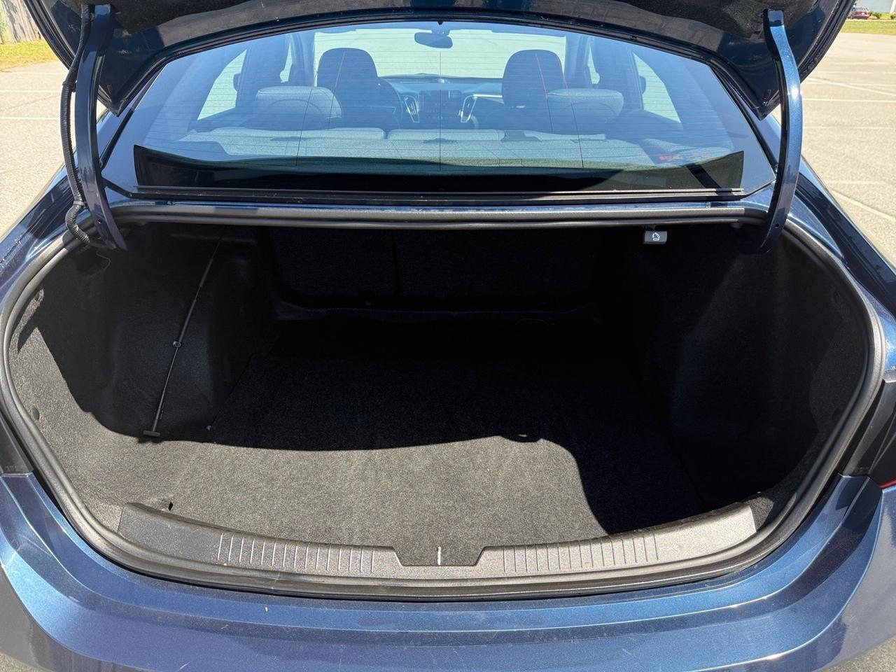 2022 Chevrolet Malibu LT, APPLE CARPLAY/ANDROID AUTO, HEATED SEATS, BLUETOOTH, BACKUP CAMERA, POWER MIRRORS, REMOTE START, COME AND TEST DRIVE THIS CHEVROLET MALIBU TODAY! Norfolk VA