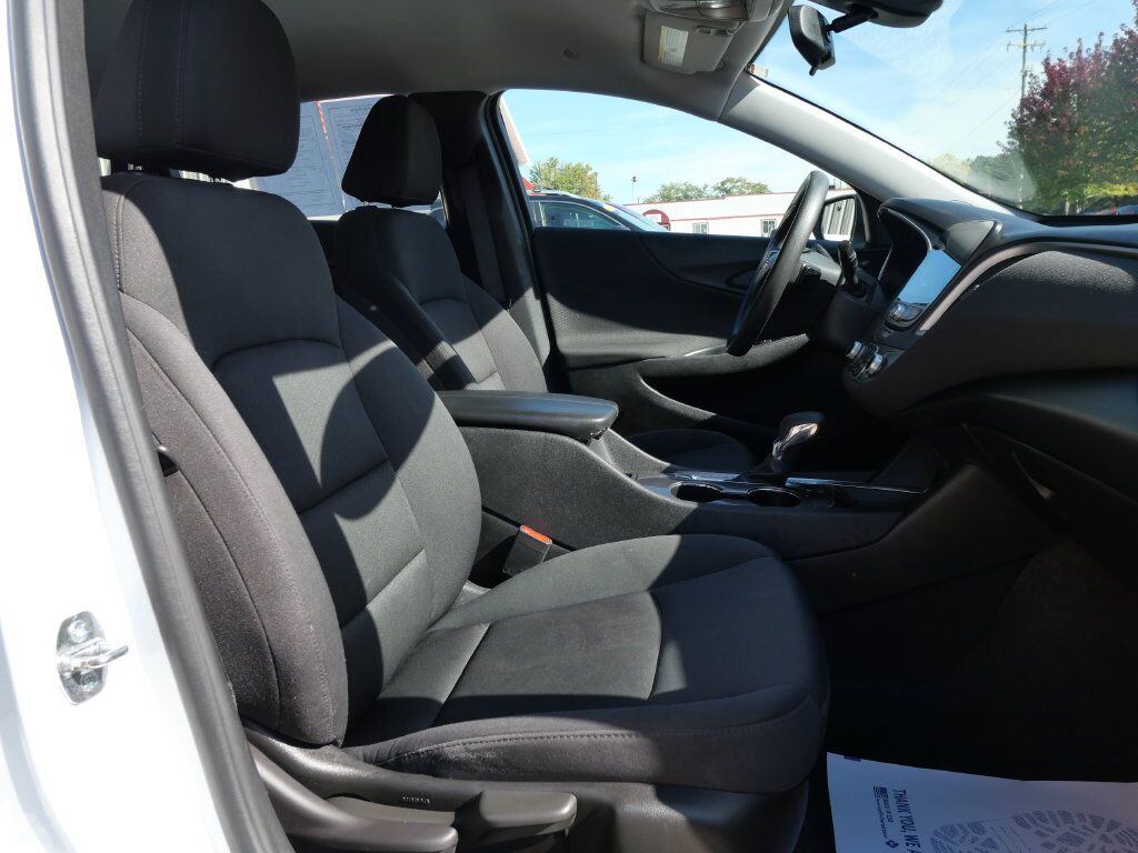2022 Chevrolet Malibu LT Mt Pleasant MI