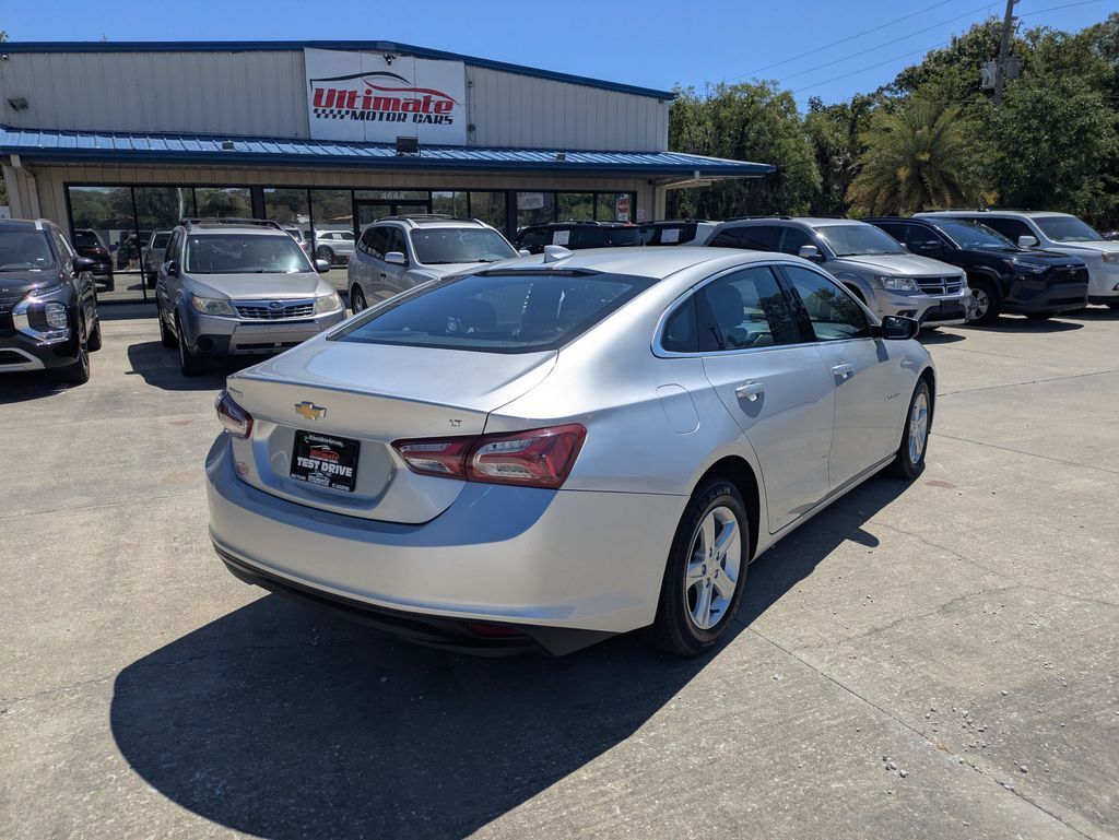 2022 Chevrolet Malibu LT