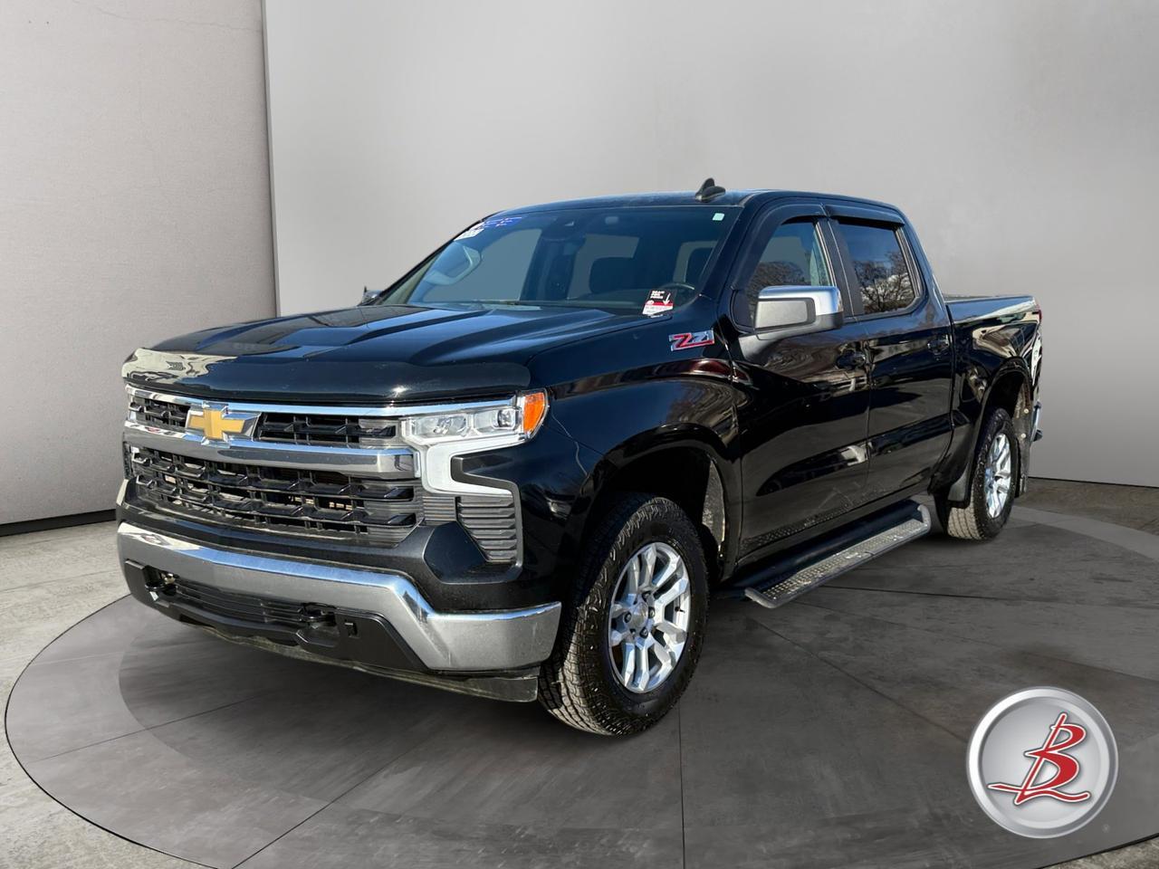 2022 Chevrolet SILVERADO 1500 Crew Cab 4x4 LT