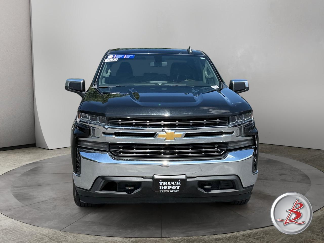 2022 Chevrolet SILVERADO 1500 Crew Cab 4x4 LT