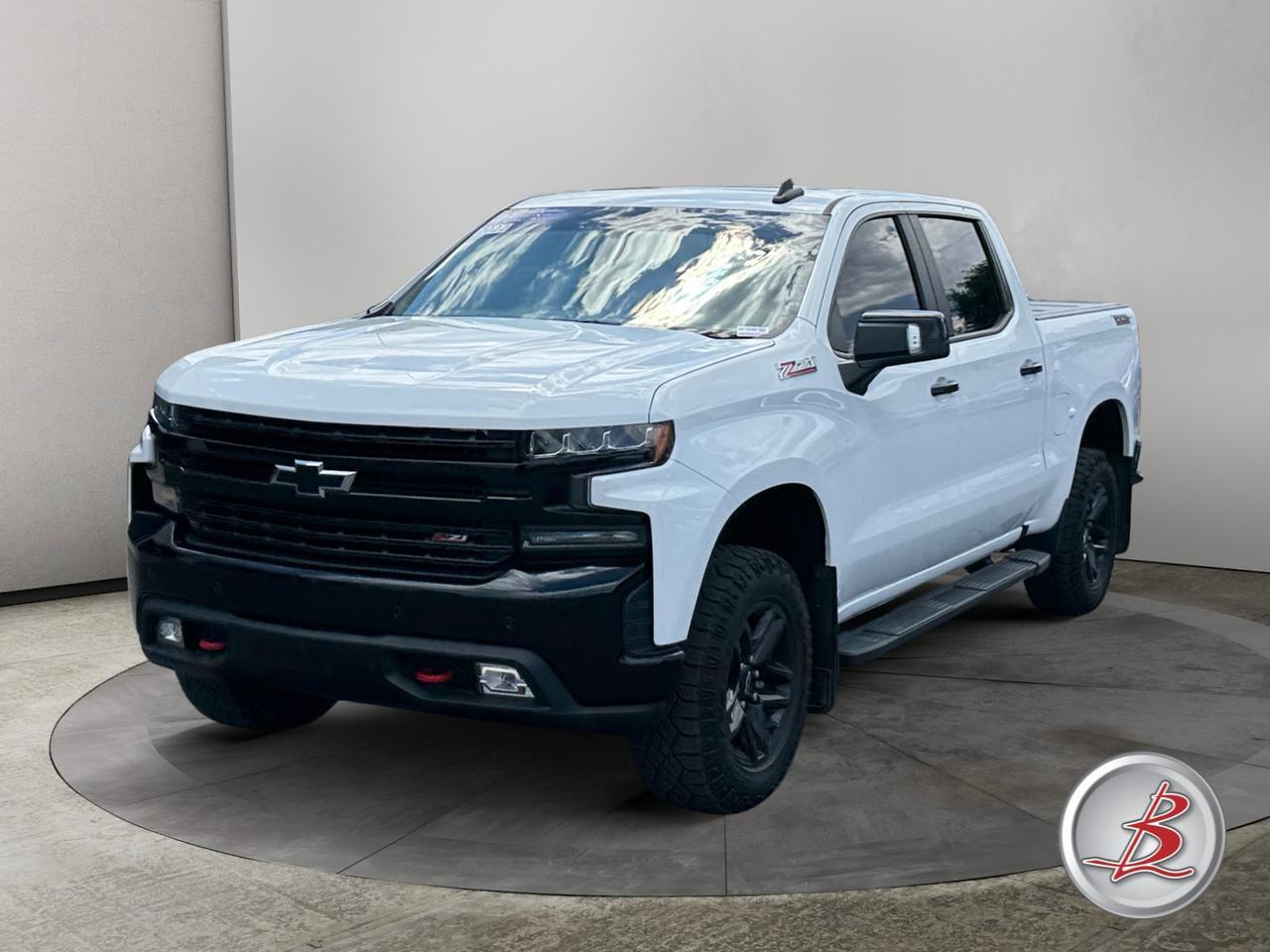2022 Chevrolet SILVERADO 1500 Crew Cab 4x4 LT Trailboss