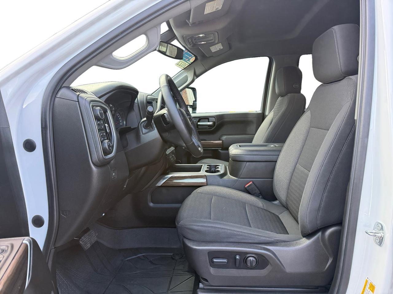 2022 Chevrolet SILVERADO 1500 Crew Cab 4x4 RST Salt Lake City UT