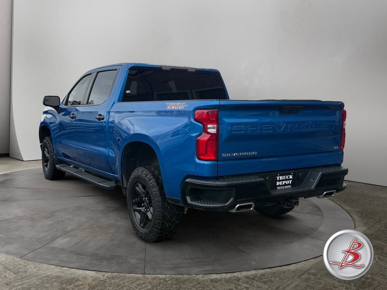 2022 Chevrolet SILVERADO 1500 LT Trail Boss