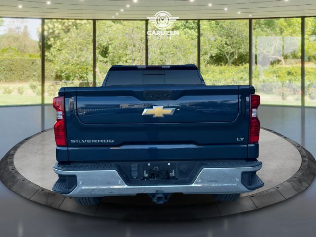 2022 Chevrolet Silverado 1500 2WD Crew Cab Short Bed LT