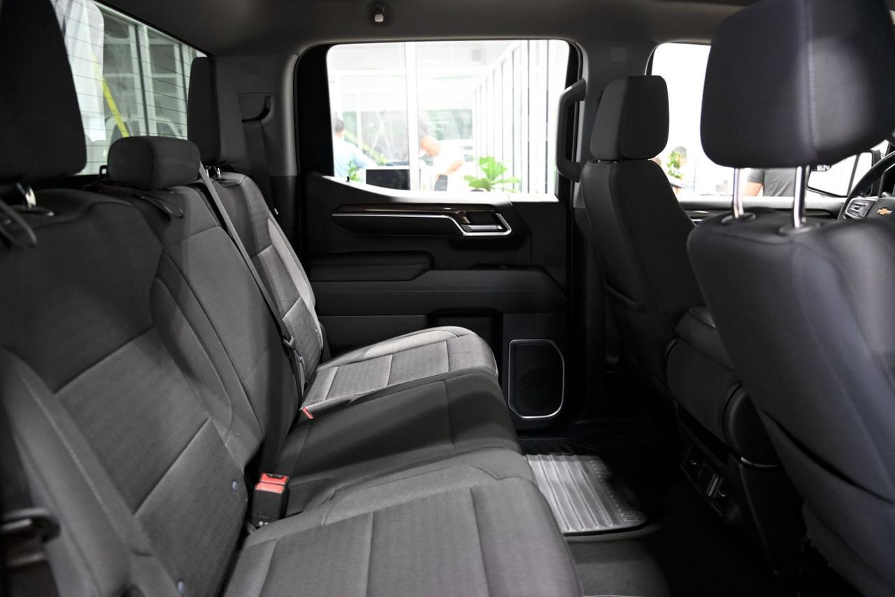 2022 Chevrolet Silverado 1500 4WD Crew Cab Short Bed LT with 2FL Miami FL