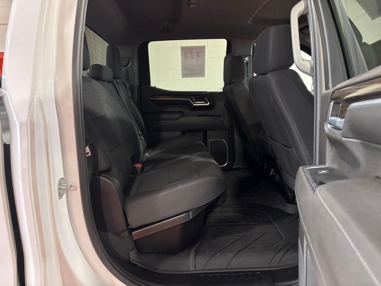 2022 Chevrolet Silverado 1500 4WD Crew Cab Short Bed RST Franklin OH