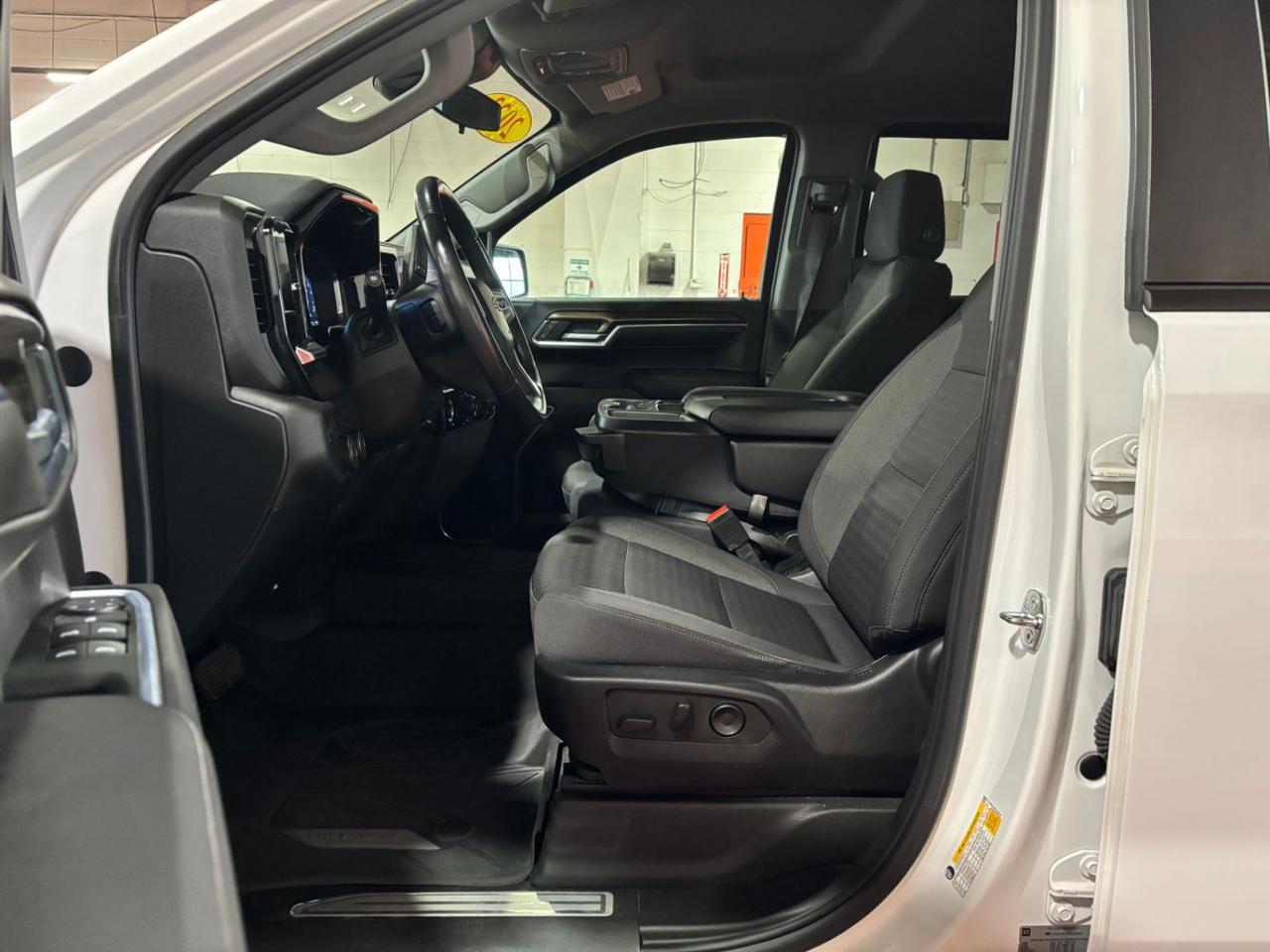 2022 Chevrolet Silverado 1500 4WD Crew Cab Short Bed RST Franklin OH