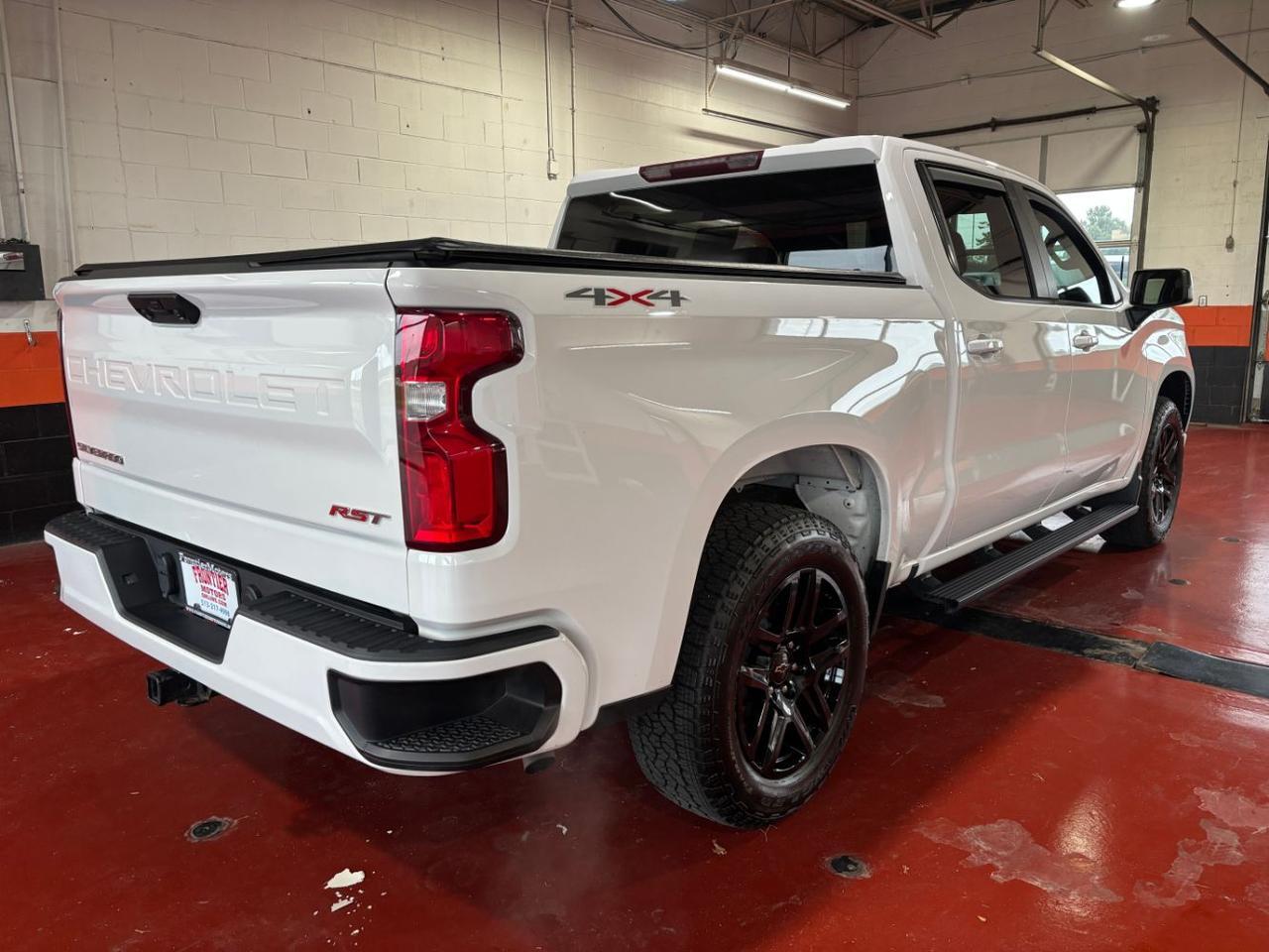 2022 Chevrolet Silverado 1500 4WD Crew Cab Short Bed RST Franklin OH