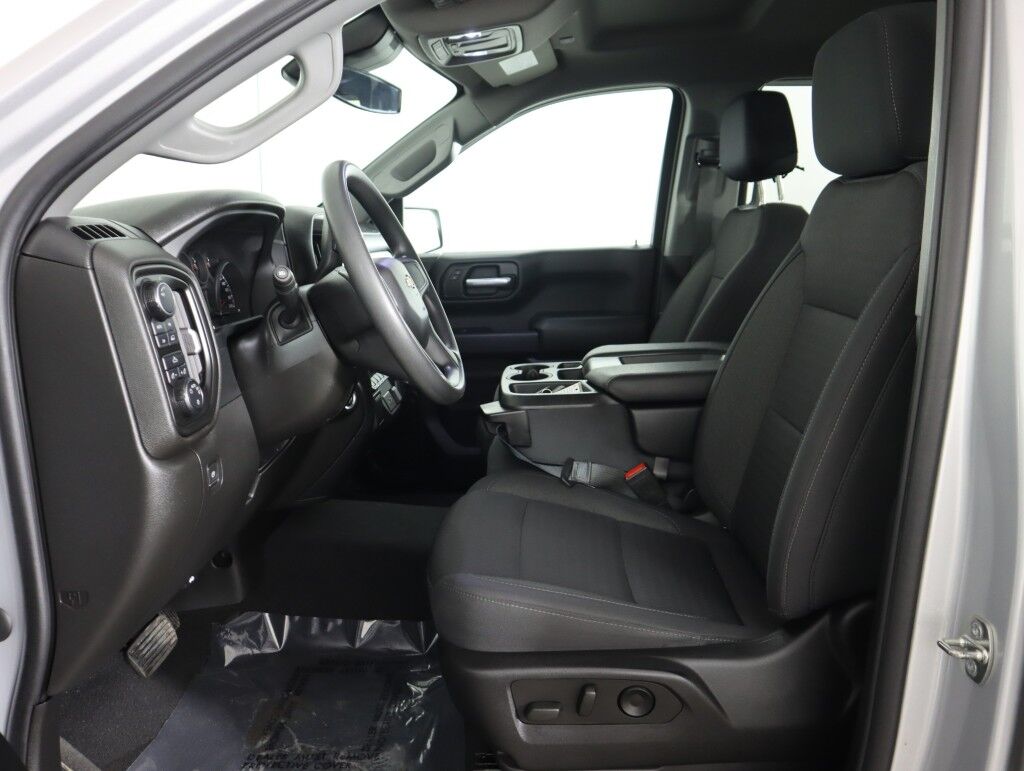 2022 Chevrolet Silverado 1500 4WD Double Cab Custom Maumee OH