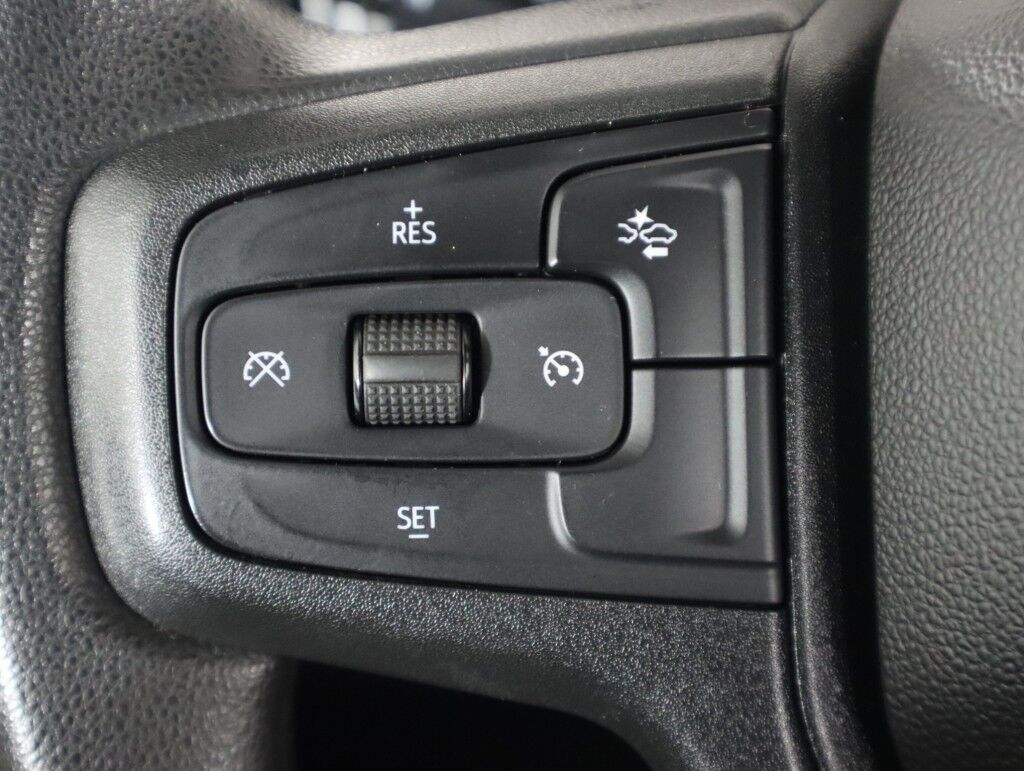 2022 Chevrolet Silverado 1500 4WD Double Cab Custom Maumee OH